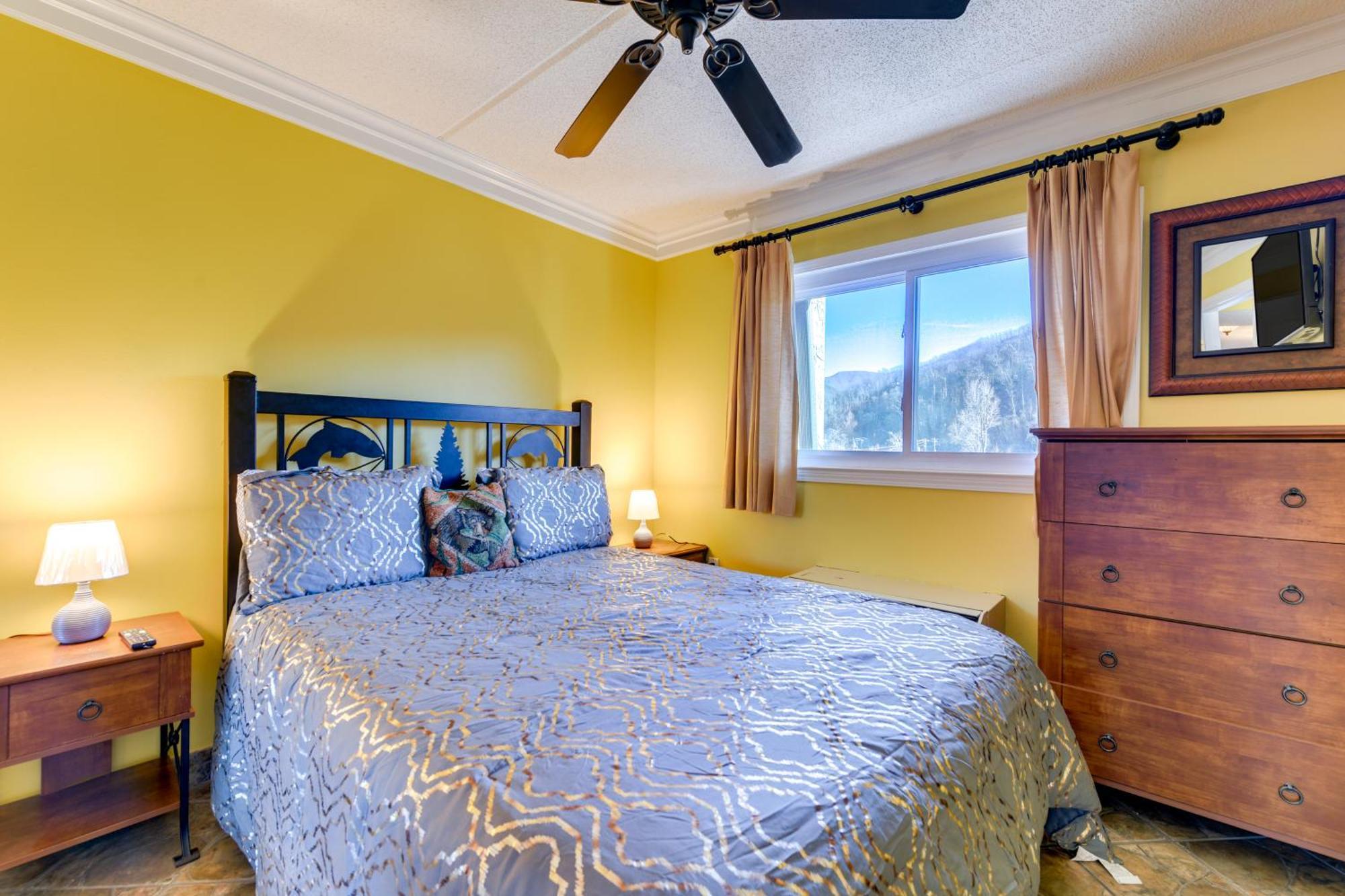Downtown Gatlinburg Condo With Community Pool! Kültér fotó