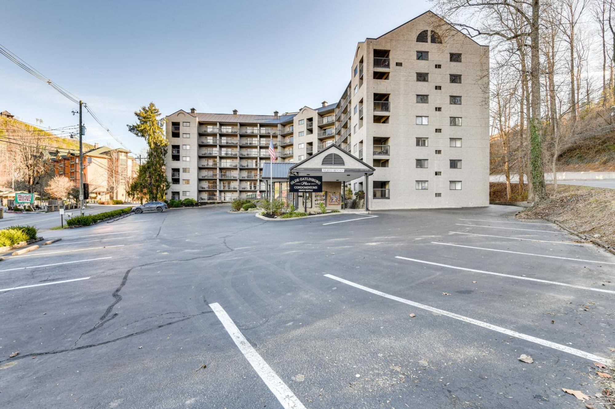 Downtown Gatlinburg Condo With Community Pool! Kültér fotó